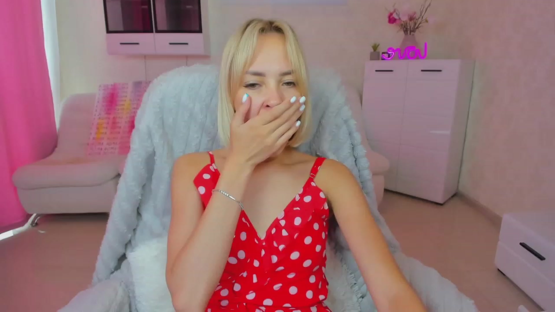 Gallery image thumbnail from Lady_lucky1's myfreecams stream on, 06/24/2023, 06:47 image 16 of 20