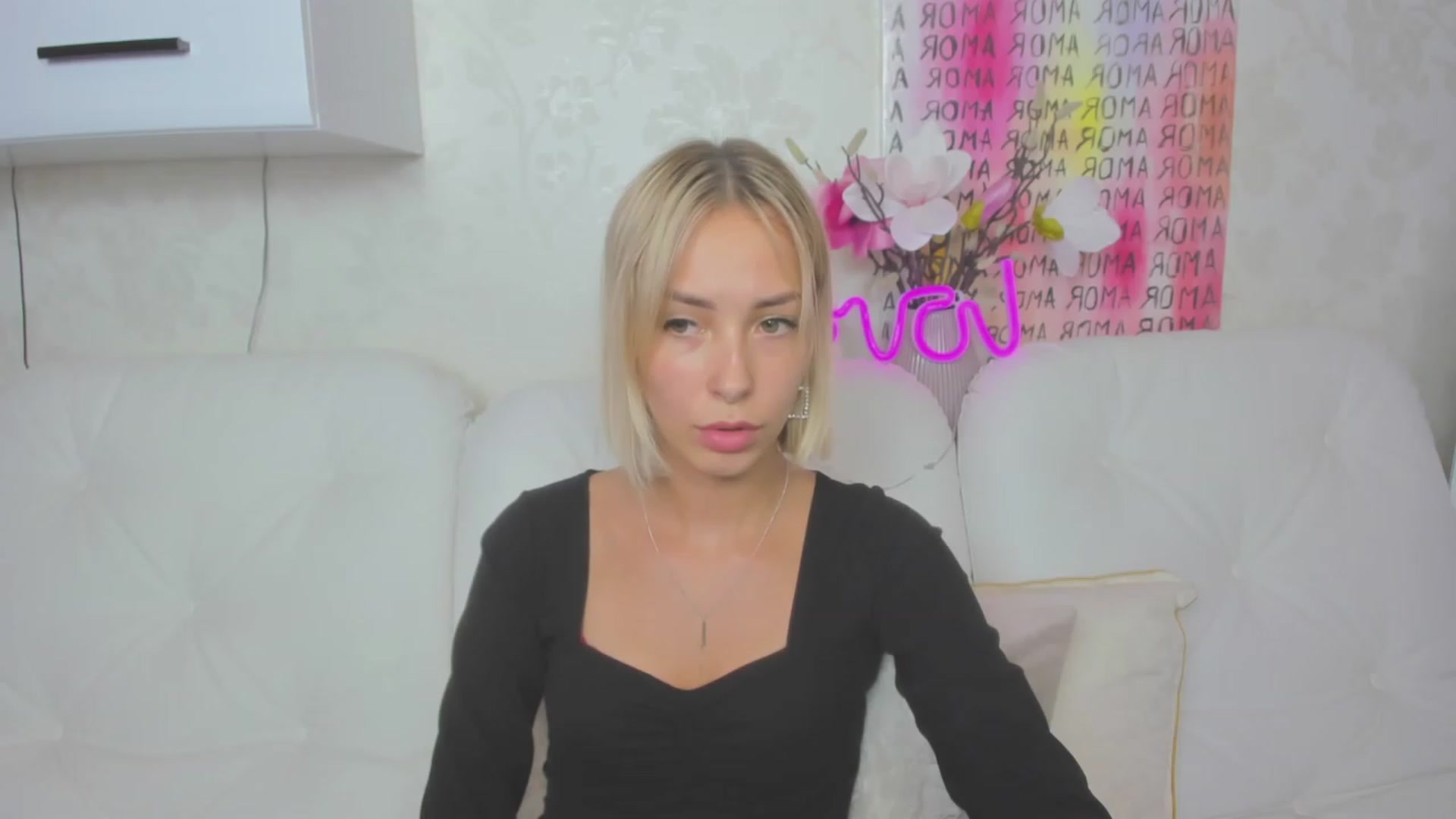 Gallery image thumbnail from Lady_lucky1's myfreecams stream on, 06/28/2023, 18:29 image 18 of 20