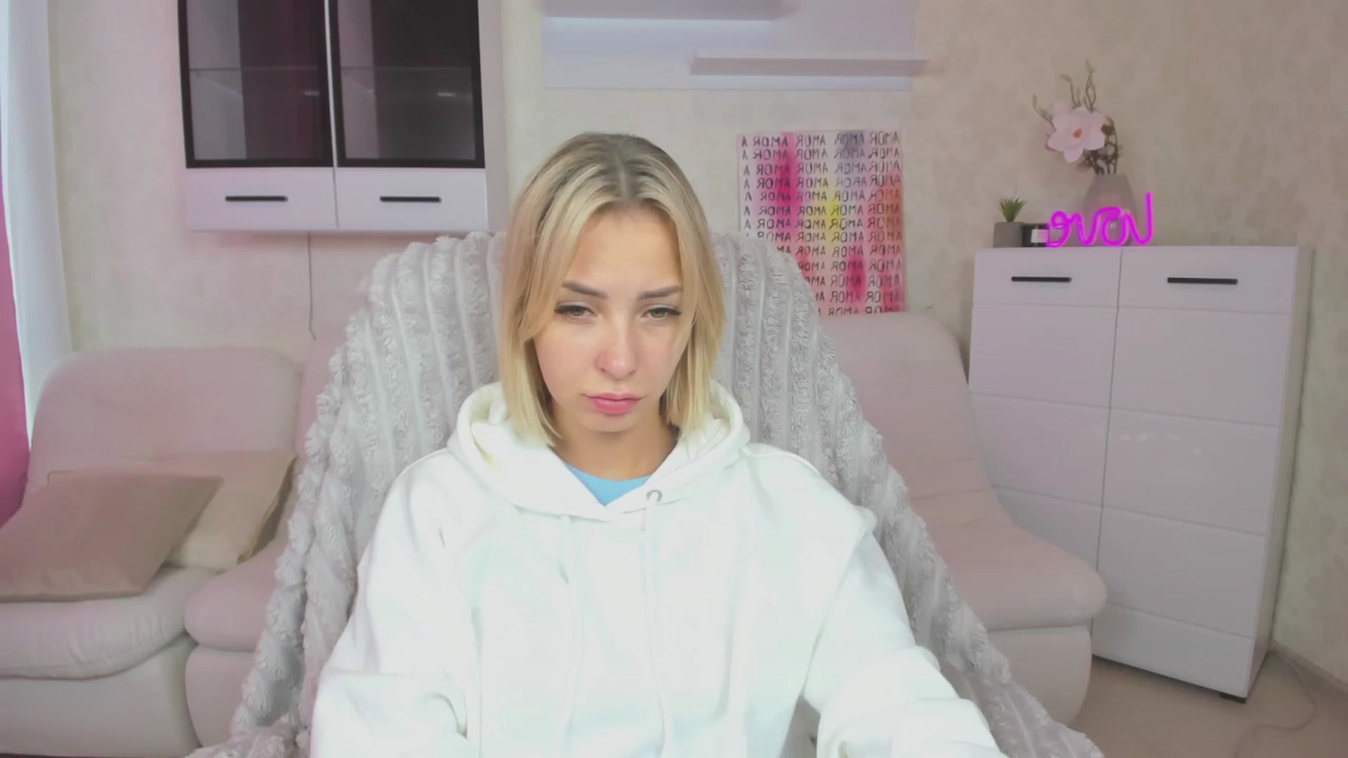 Gallery image thumbnail from Lady_lucky1's myfreecams stream on, 07/10/2023, 04:37 image 13 of 20