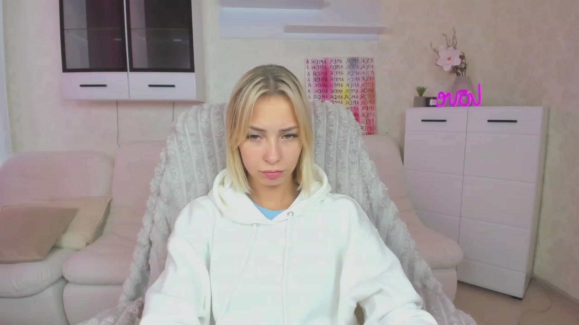 Gallery image thumbnail from Lady_lucky1's myfreecams stream on, 07/10/2023, 04:37 image 19 of 20