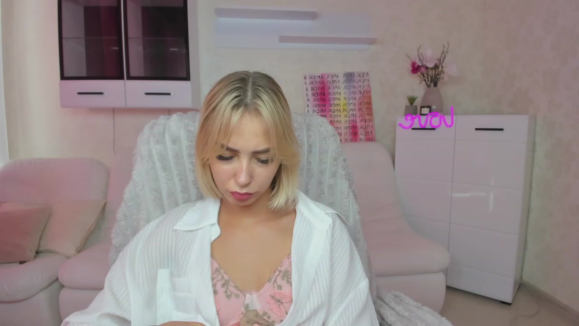 Gallery image thumbnail from Lady_lucky1's myfreecams stream on, 07/13/2023, 14:50 image 1 of 20