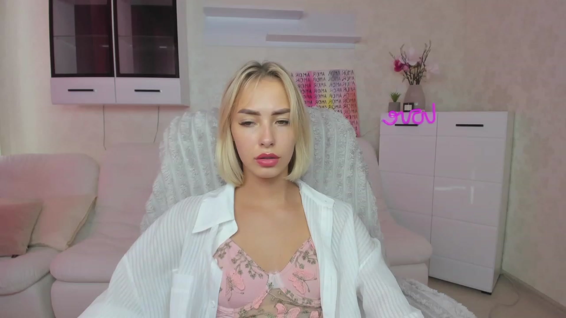 Gallery image thumbnail from Lady_lucky1's myfreecams stream on, 07/13/2023, 14:50 image 13 of 20