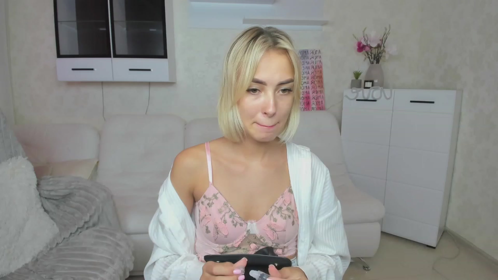 Gallery image thumbnail from Lady_lucky1's myfreecams stream on, 07/13/2023, 17:07 image 6 of 20
