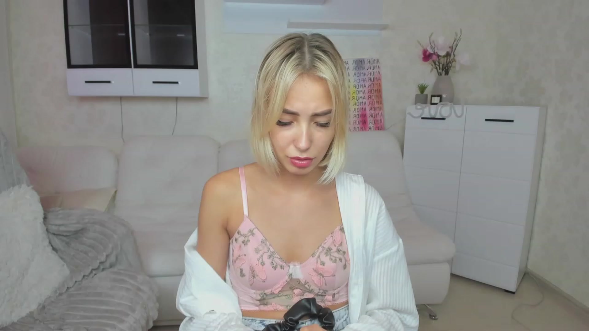Gallery image thumbnail from Lady_lucky1's myfreecams stream on, 07/13/2023, 17:07 image 9 of 20