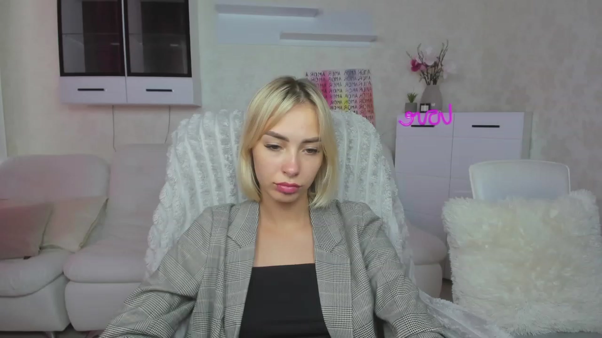 Gallery image thumbnail from Lady_lucky1's myfreecams stream on, 07/14/2023, 16:42 image 5 of 20
