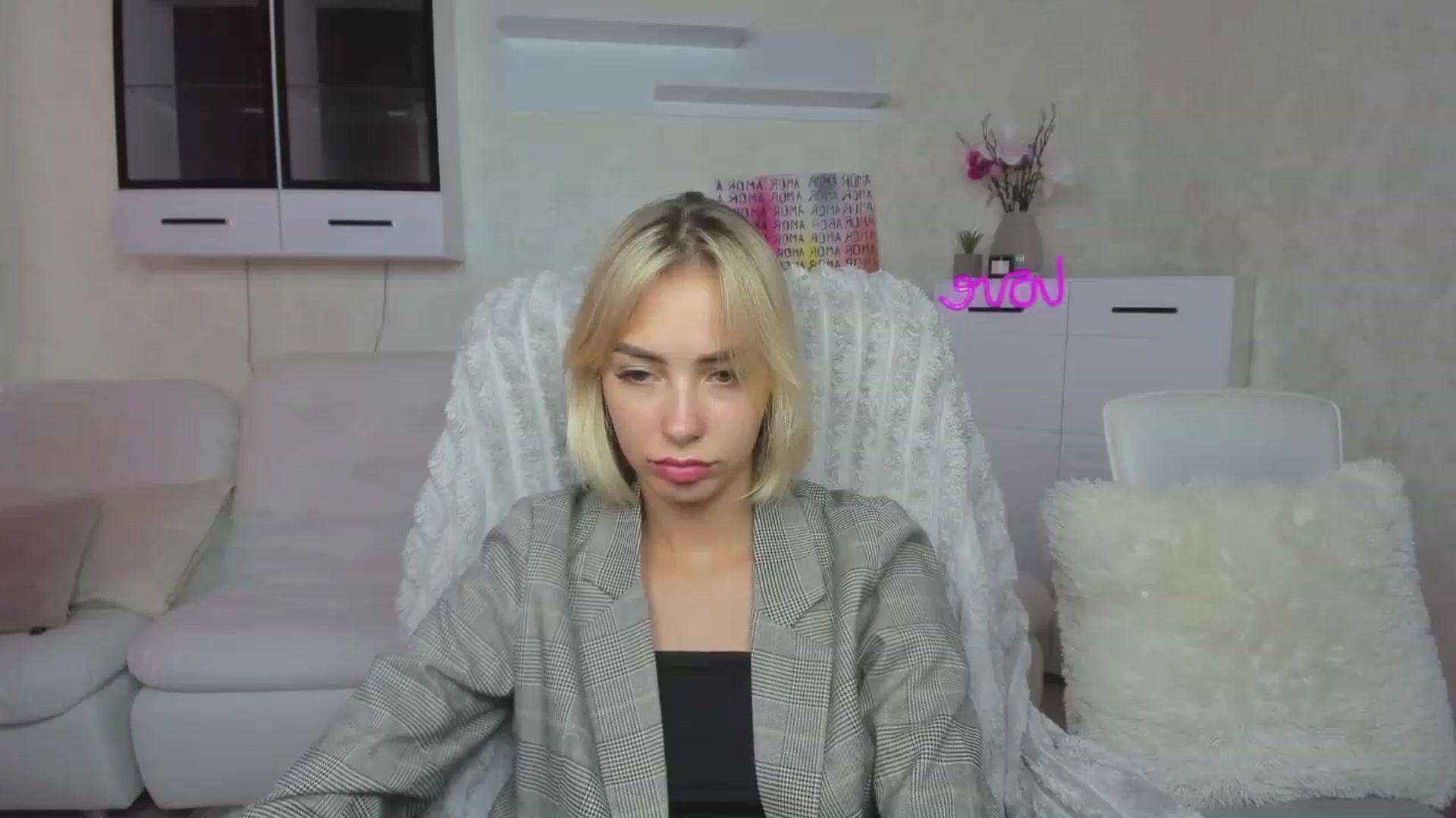 Gallery image thumbnail from Lady_lucky1's myfreecams stream on, 07/14/2023, 16:42 image 15 of 20