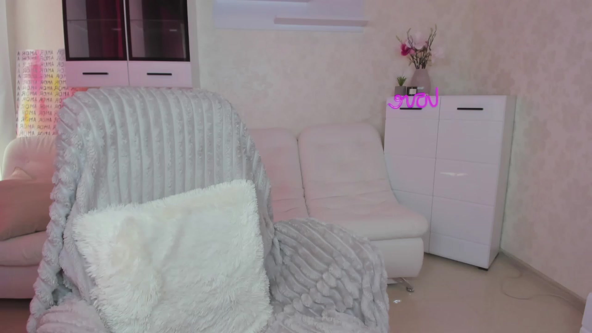 Gallery image thumbnail from Lady_lucky1's myfreecams stream on, 07/18/2023, 14:34 image 18 of 20