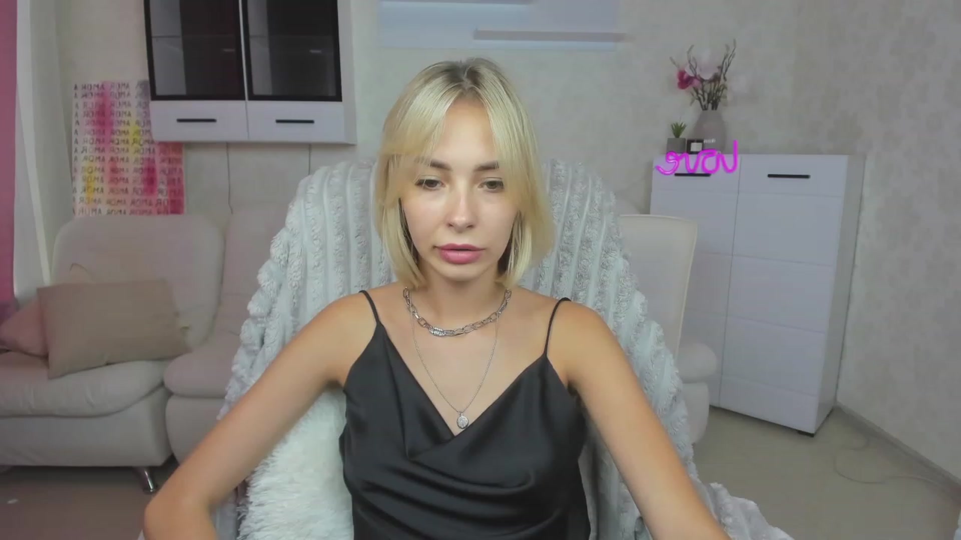 Gallery image thumbnail from Lady_lucky1's myfreecams stream on, 07/18/2023, 17:21 image 19 of 20