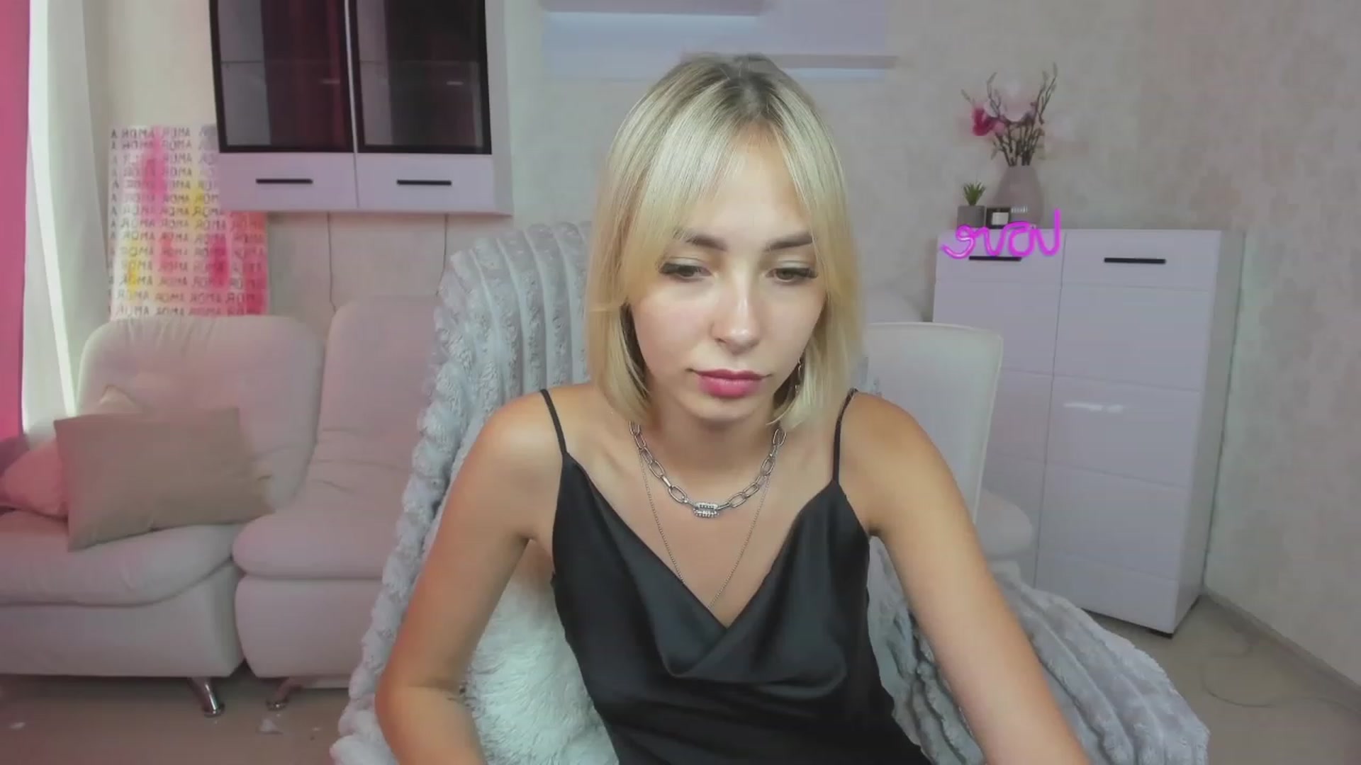 Gallery image thumbnail from Lady_lucky1's myfreecams stream on, 07/18/2023, 17:21 image 2 of 20