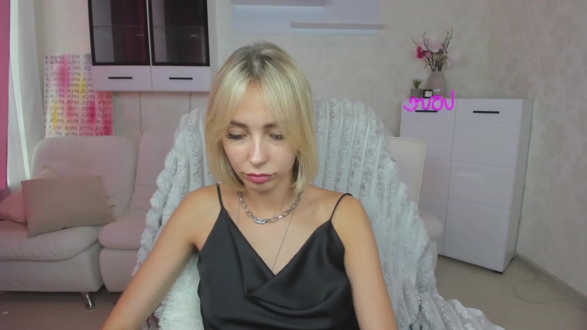 Gallery image thumbnail from Lady_lucky1's myfreecams stream on, 07/18/2023, 17:21 image 11 of 20
