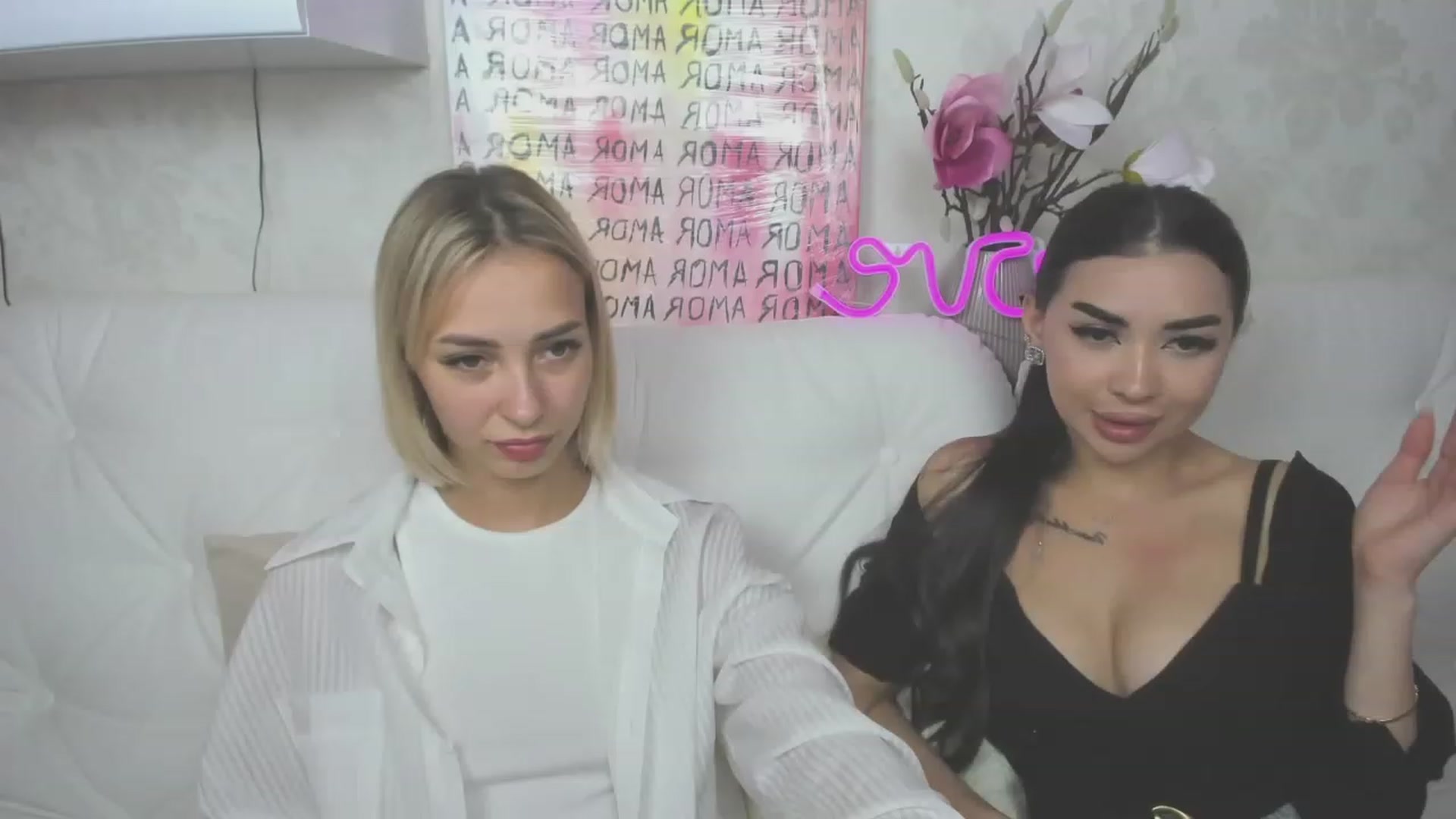 Gallery image thumbnail from Lady_lucky1's myfreecams stream on, 07/19/2023, 17:28 image 17 of 20