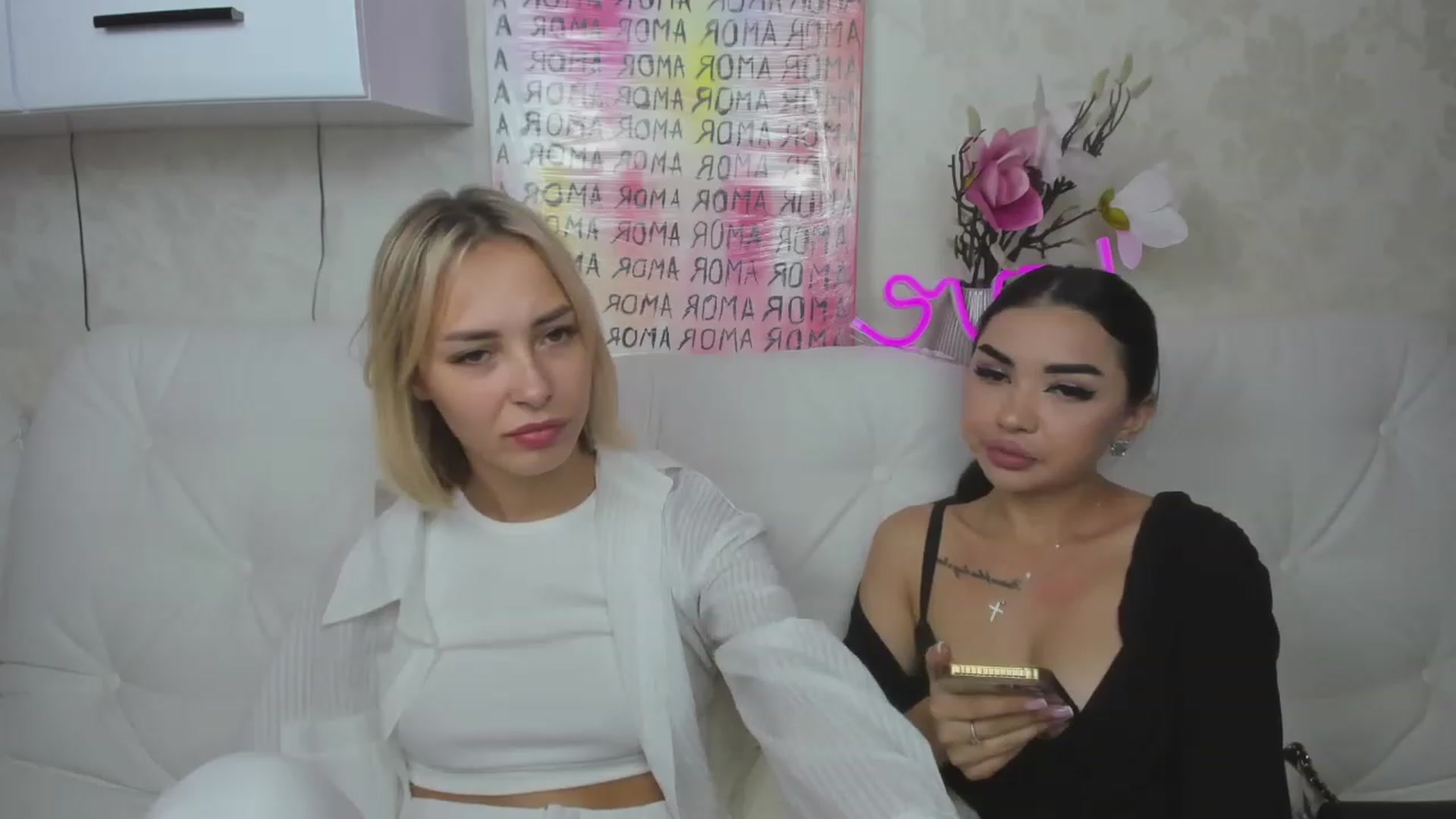 Gallery image thumbnail from Lady_lucky1's myfreecams stream on, 07/19/2023, 17:28 image 6 of 20