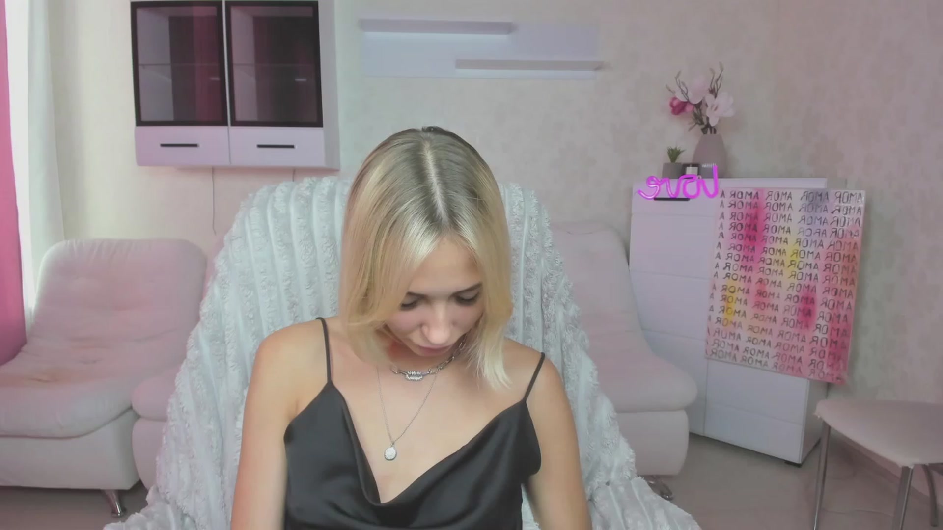 Gallery image thumbnail from Lady_lucky1's myfreecams stream on, 07/24/2023, 15:31 image 4 of 20