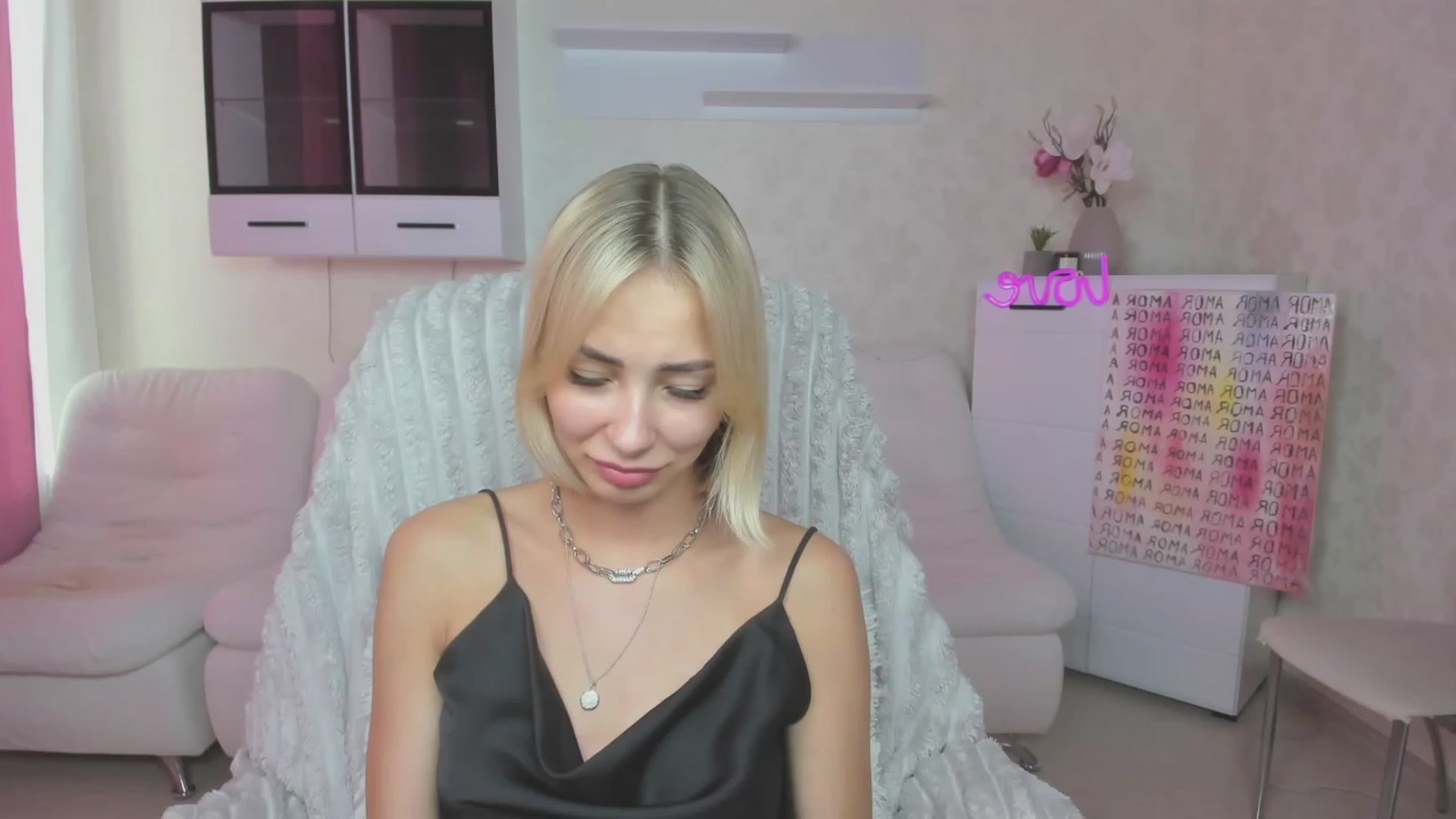 Gallery image thumbnail from Lady_lucky1's myfreecams stream on, 07/24/2023, 15:31 image 1 of 20