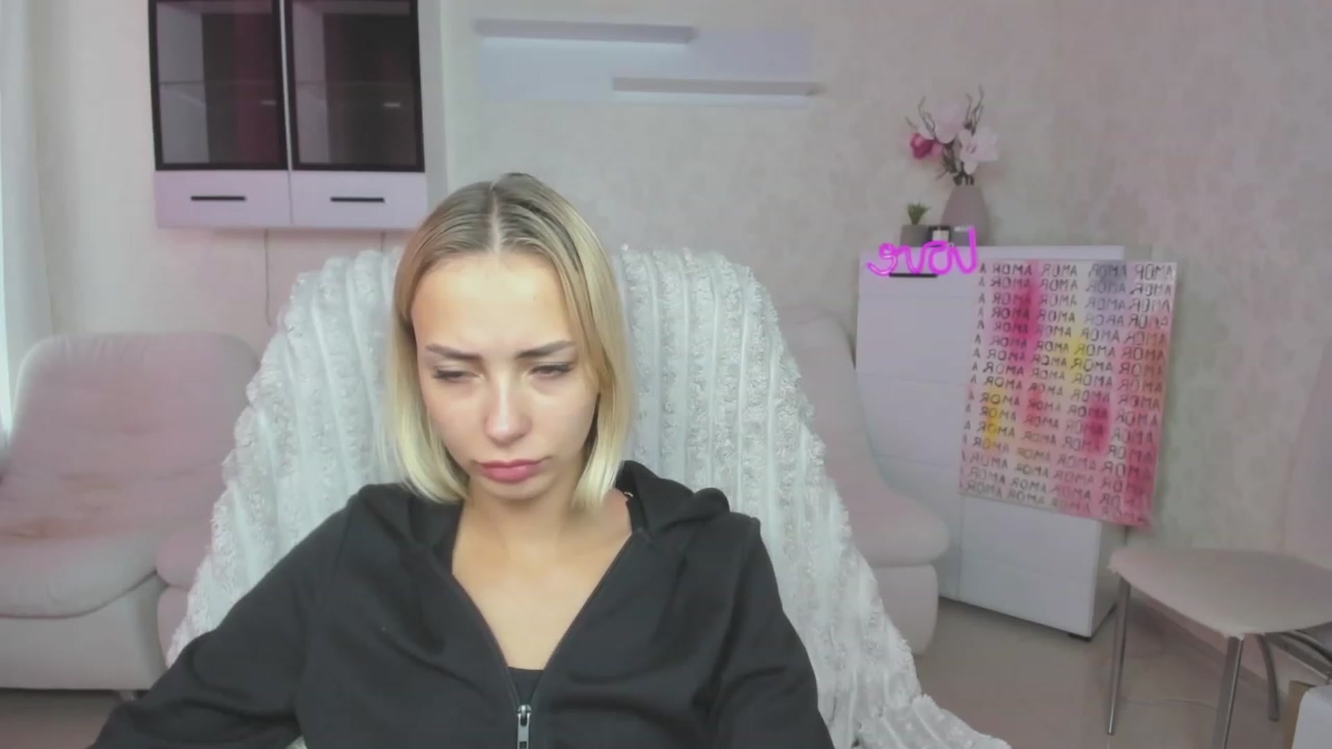 Gallery image thumbnail from Lady_lucky1's myfreecams stream on, 07/25/2023, 05:38 image 18 of 20