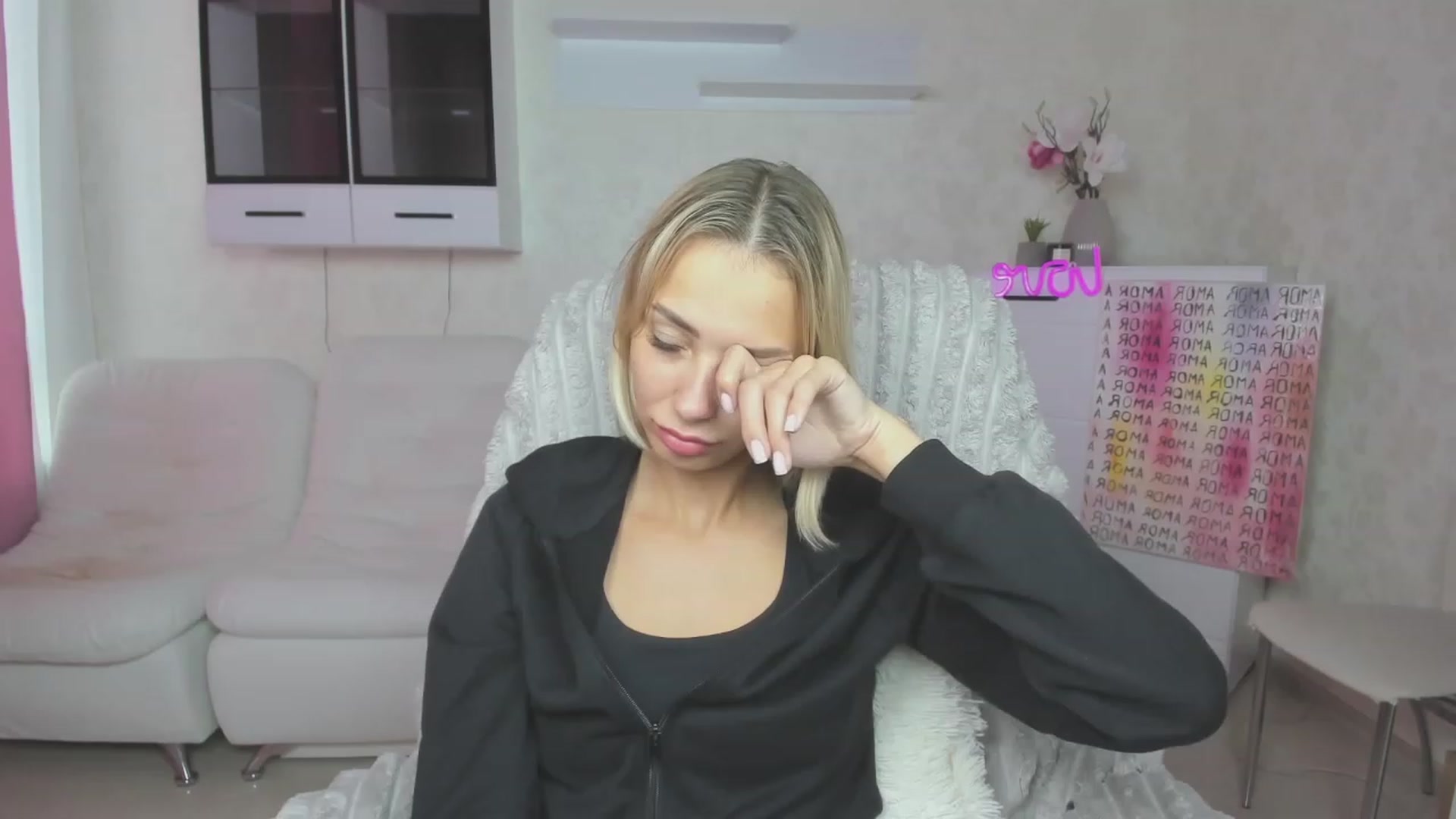 Gallery image thumbnail from Lady_lucky1's myfreecams stream on, 07/25/2023, 05:38 image 1 of 20