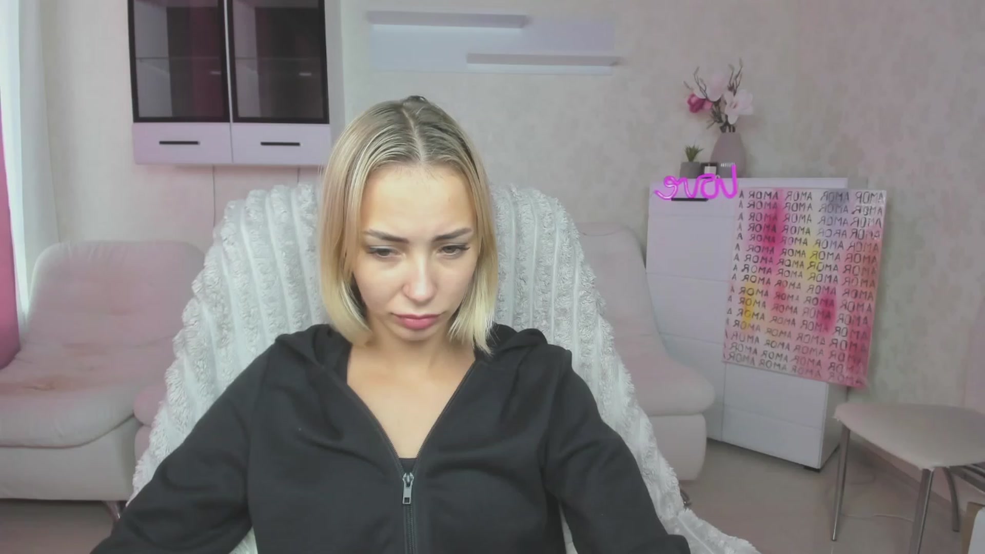 Gallery image thumbnail from Lady_lucky1's myfreecams stream on, 07/25/2023, 05:38 image 15 of 20