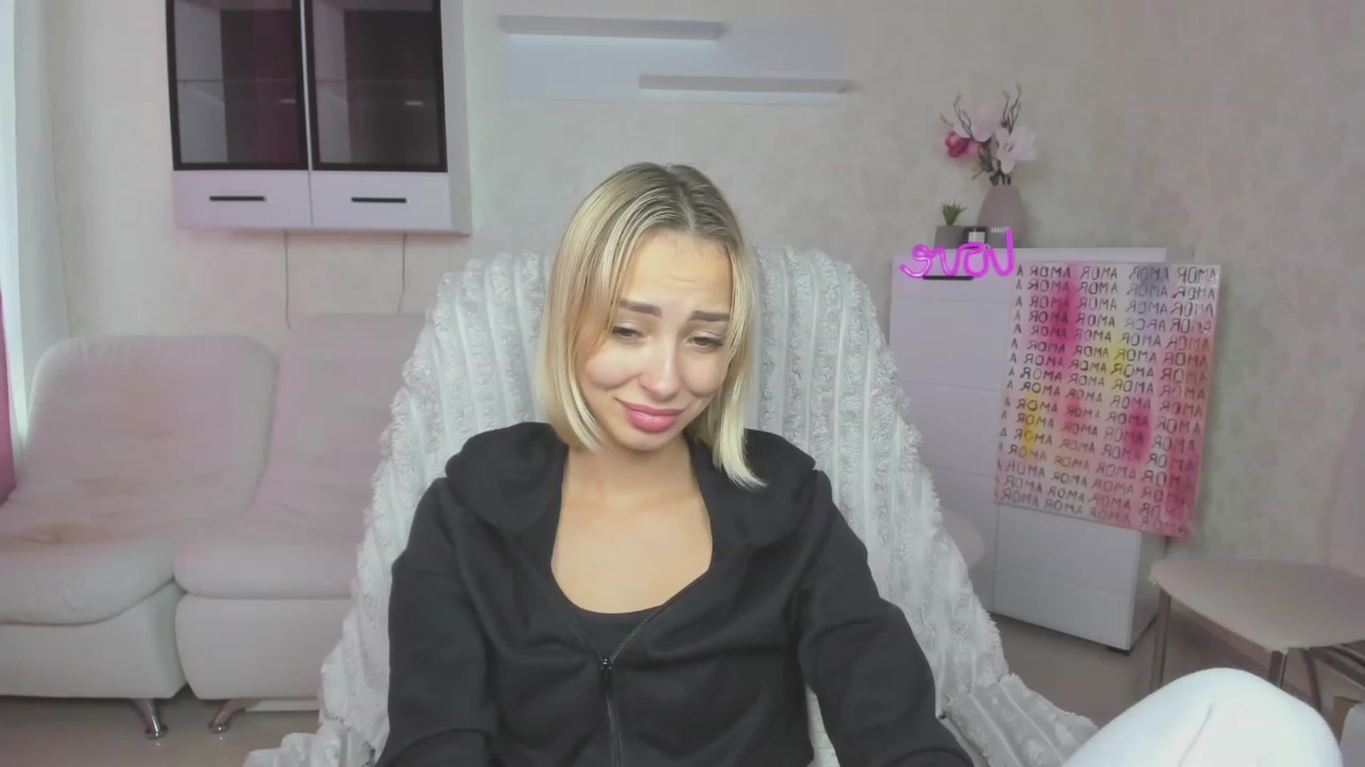 Gallery image thumbnail from Lady_lucky1's myfreecams stream on, 07/25/2023, 05:38 image 6 of 20