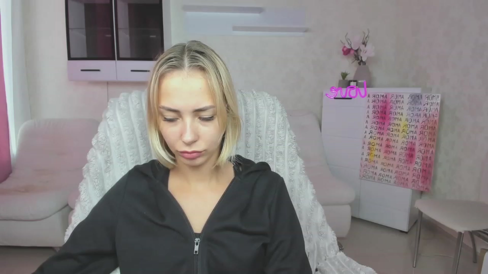 Gallery image thumbnail from Lady_lucky1's myfreecams stream on, 07/25/2023, 05:38 image 12 of 20