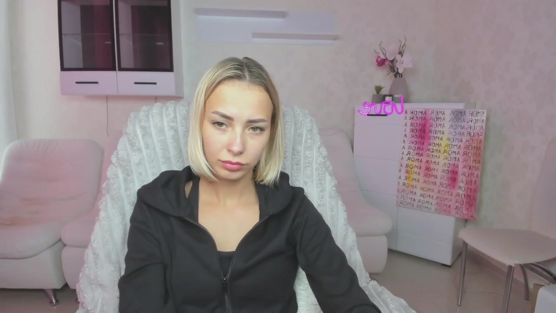 Gallery image thumbnail from Lady_lucky1's myfreecams stream on, 07/25/2023, 06:20 image 14 of 20