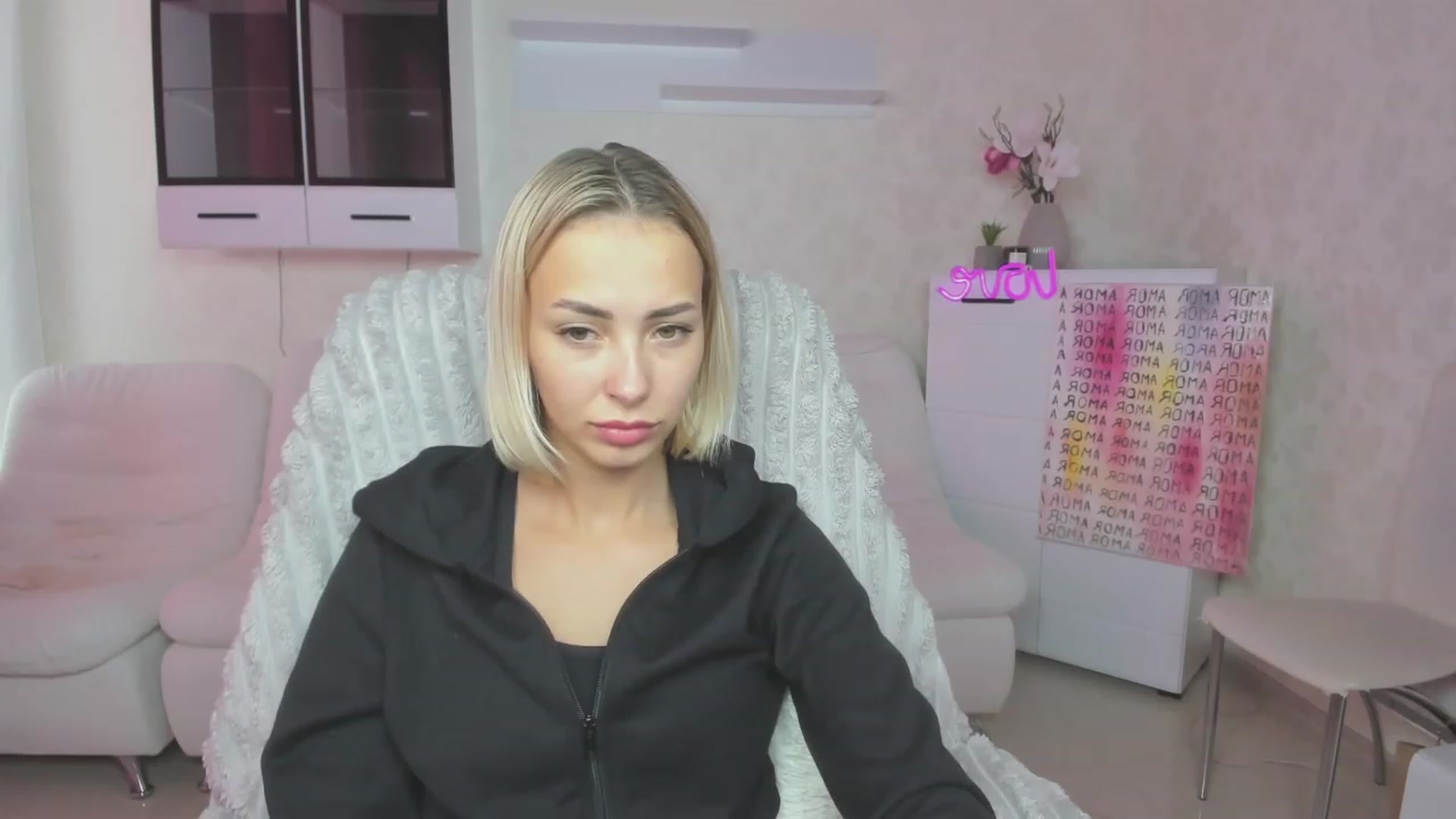 Gallery image thumbnail from Lady_lucky1's myfreecams stream on, 07/25/2023, 06:20 image 13 of 20
