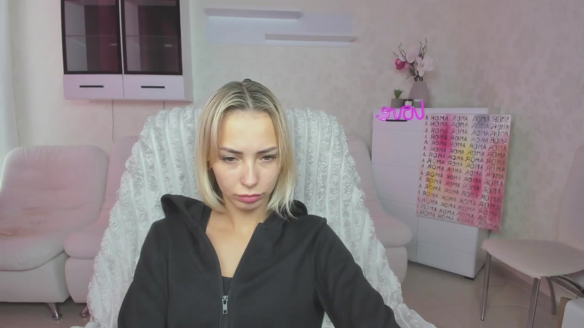 Gallery image thumbnail from Lady_lucky1's myfreecams stream on, 07/25/2023, 06:20 image 8 of 20