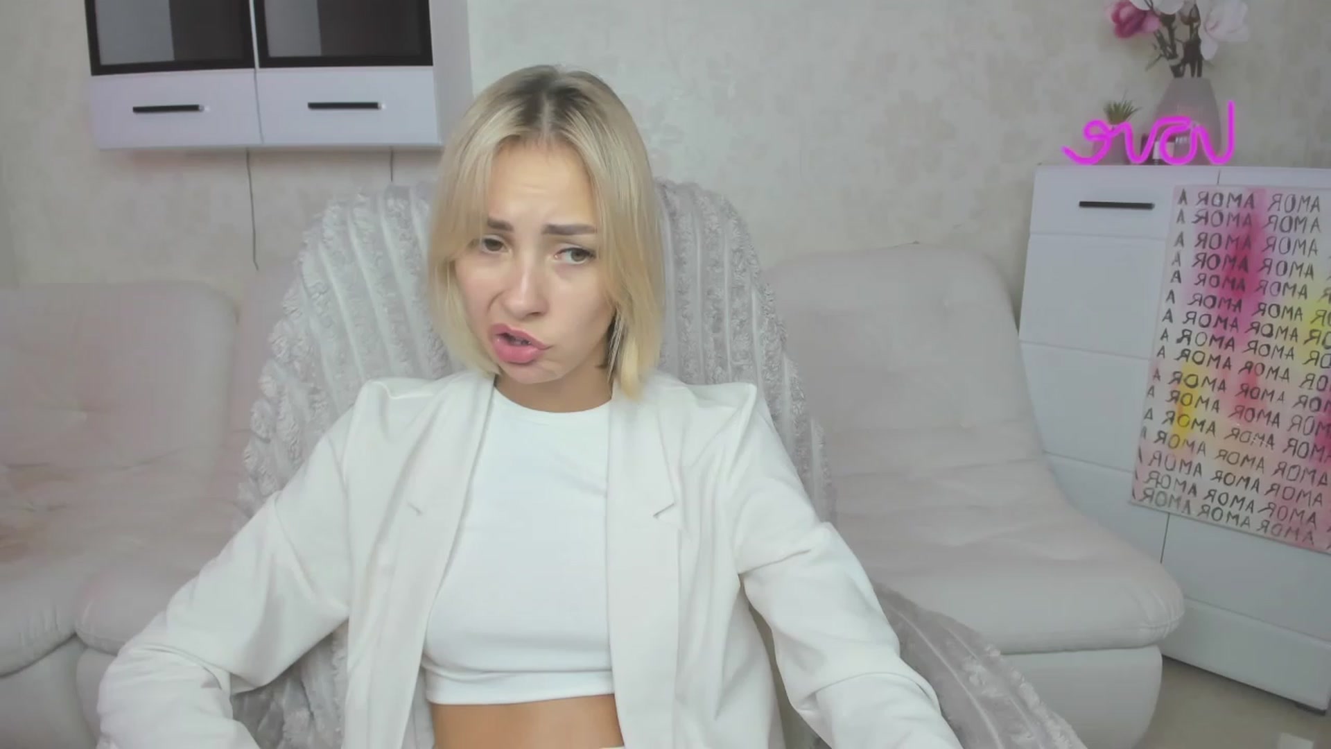 Gallery image thumbnail from Lady_lucky1's myfreecams stream on, 07/27/2023, 17:11 image 17 of 20