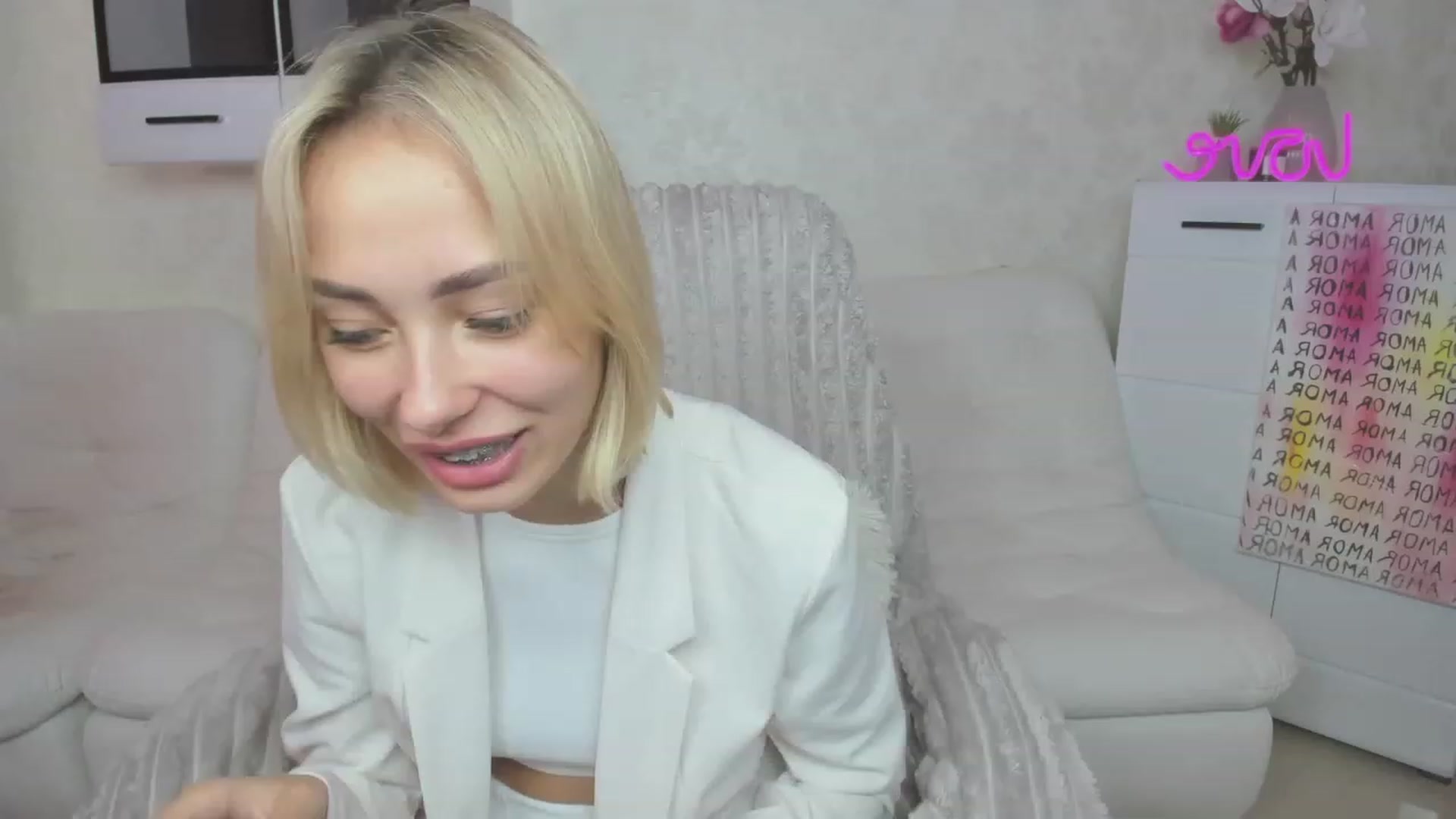 Gallery image thumbnail from Lady_lucky1's myfreecams stream on, 07/27/2023, 17:11 image 14 of 20