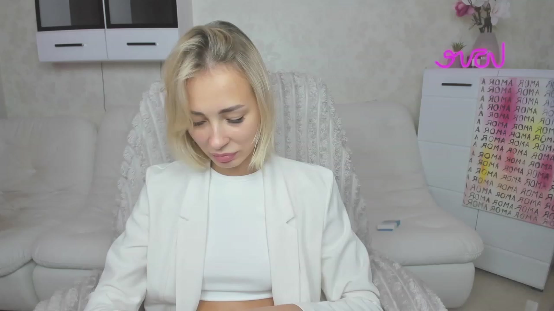 Gallery image thumbnail from Lady_lucky1's myfreecams stream on, 07/27/2023, 18:00 image 9 of 20
