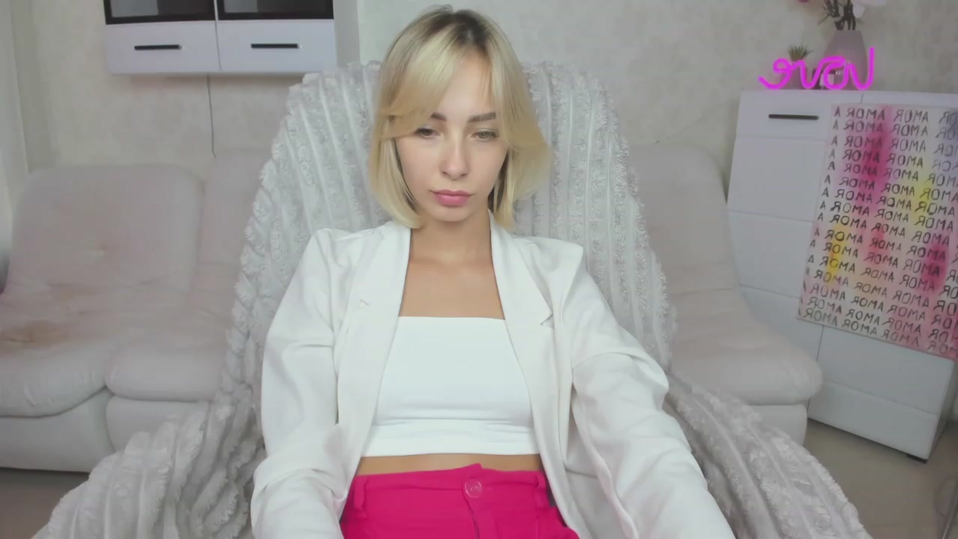 Gallery image thumbnail from Lady_lucky1's myfreecams stream on, 07/28/2023, 17:34 image 9 of 20