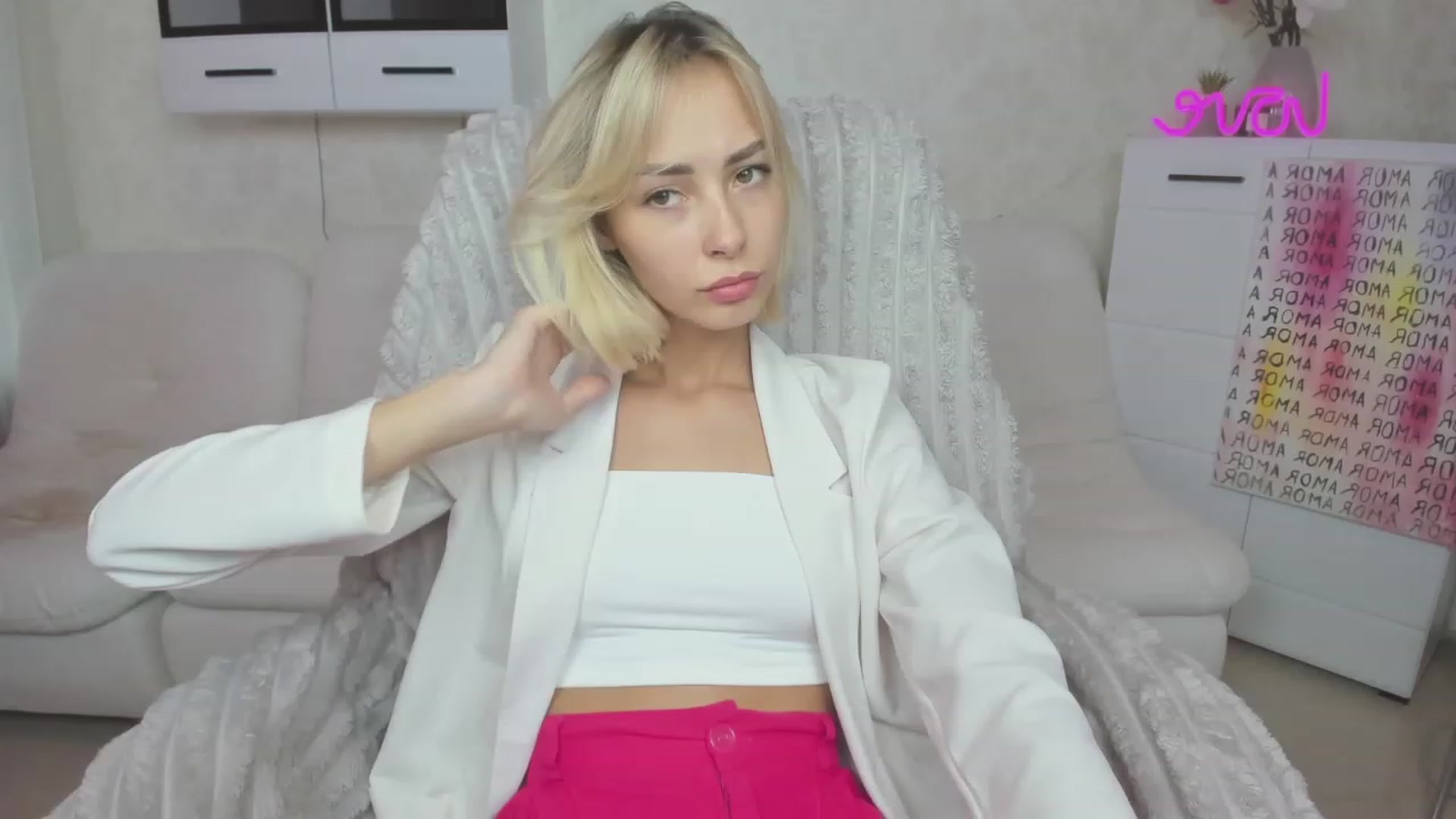 Gallery image thumbnail from Lady_lucky1's myfreecams stream on, 07/28/2023, 17:34 image 7 of 20