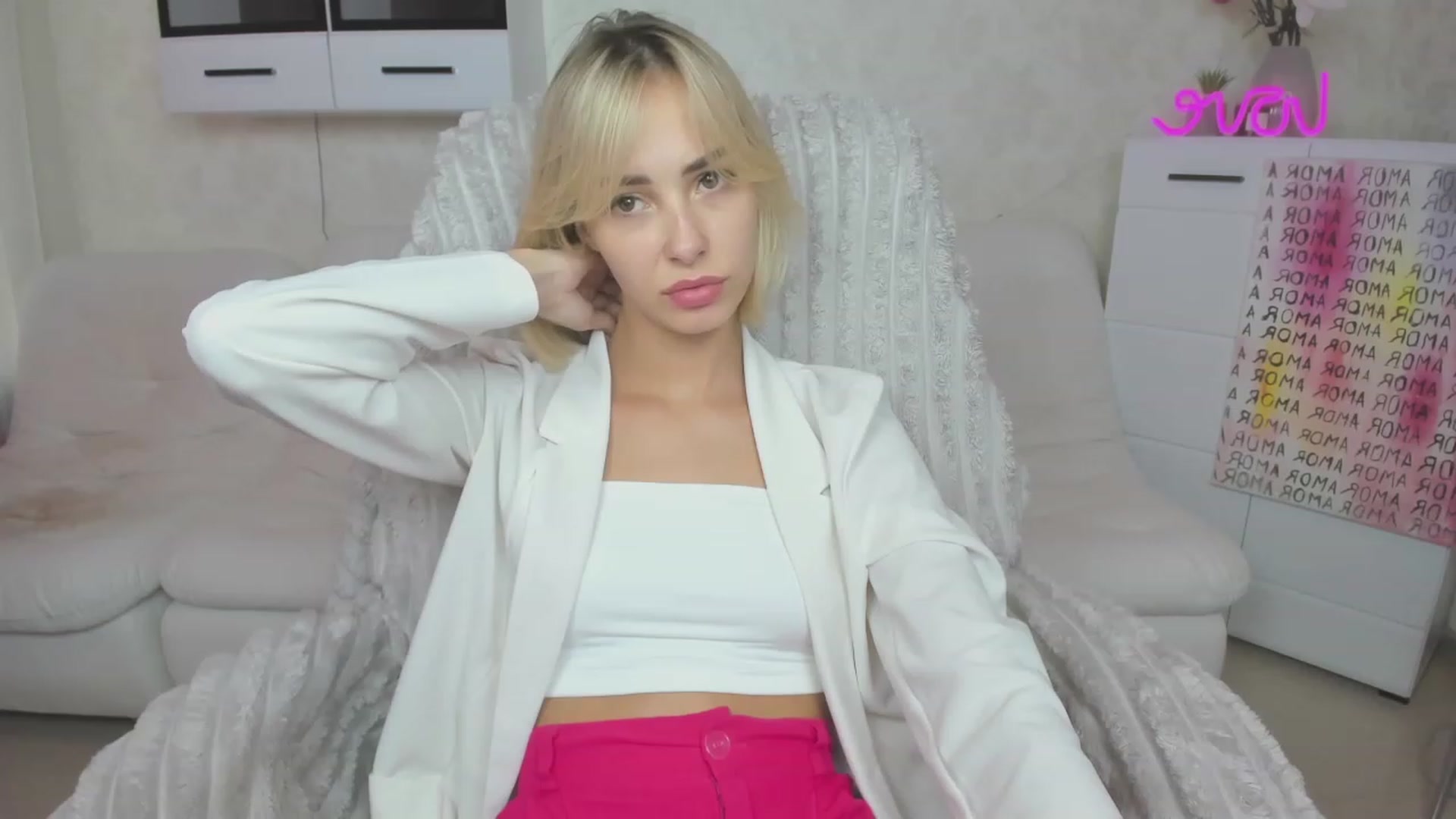 Gallery image thumbnail from Lady_lucky1's myfreecams stream on, 07/28/2023, 17:34 image 11 of 20
