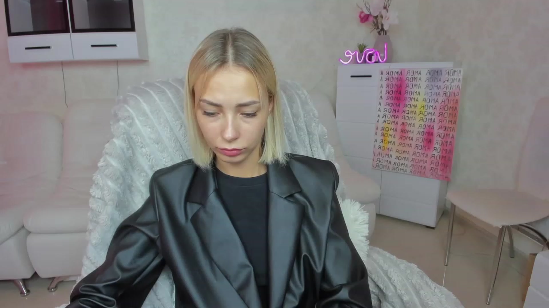 Gallery image thumbnail from Lady_lucky1's myfreecams stream on, 08/08/2023, 16:51 image 11 of 20