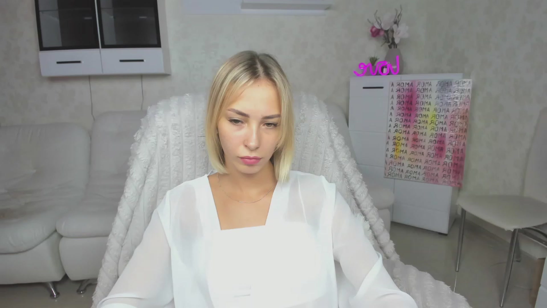 Gallery image thumbnail from Lady_lucky1's myfreecams stream on, 08/16/2023, 17:17 image 18 of 20