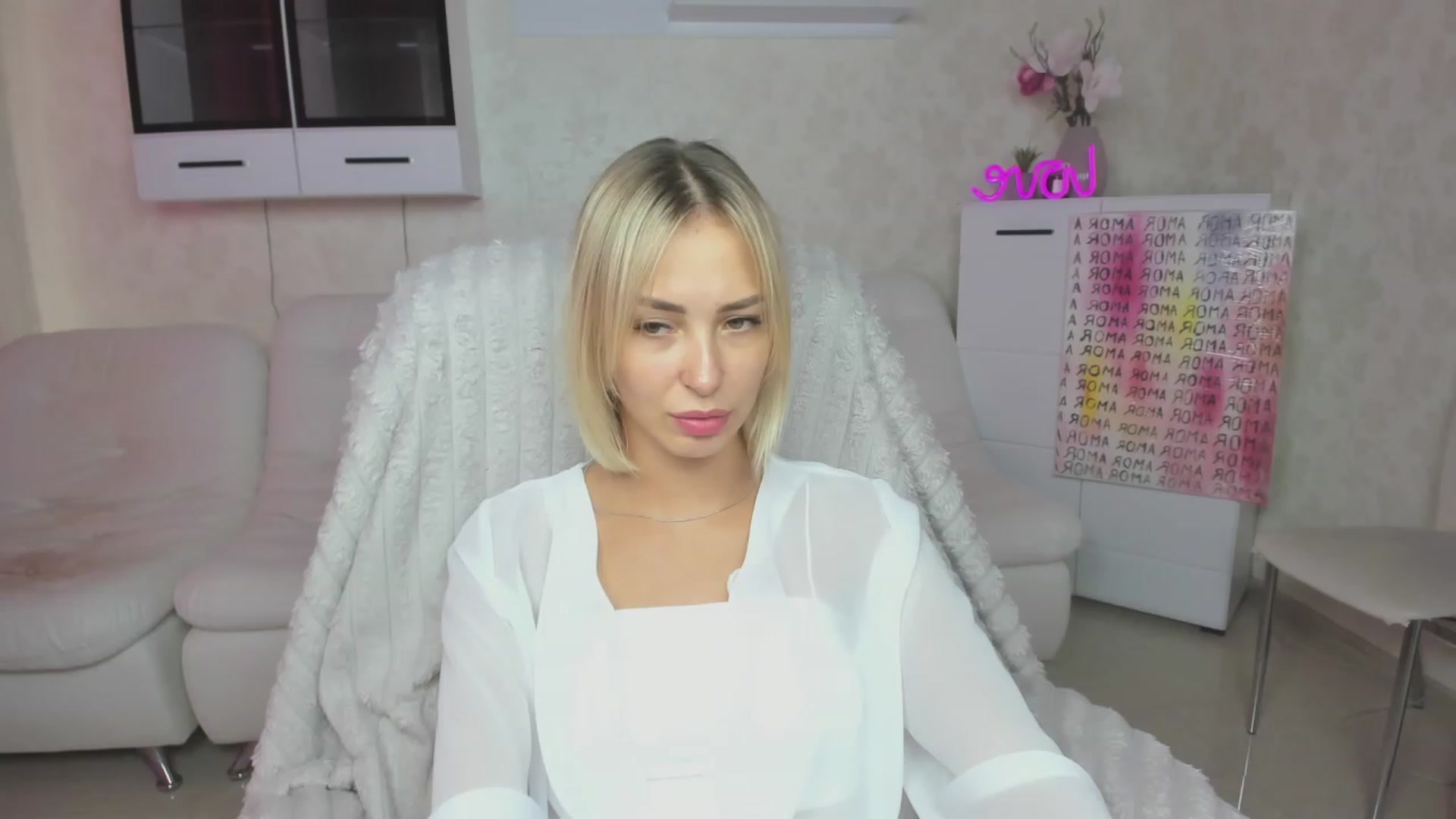 Gallery image thumbnail from Lady_lucky1's myfreecams stream on, 08/16/2023, 17:17 image 1 of 20