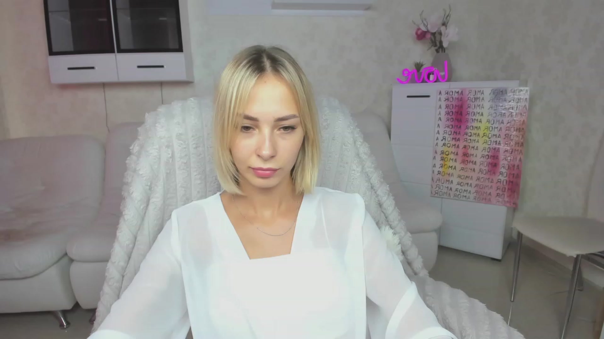 Gallery image thumbnail from Lady_lucky1's myfreecams stream on, 08/16/2023, 17:17 image 8 of 20