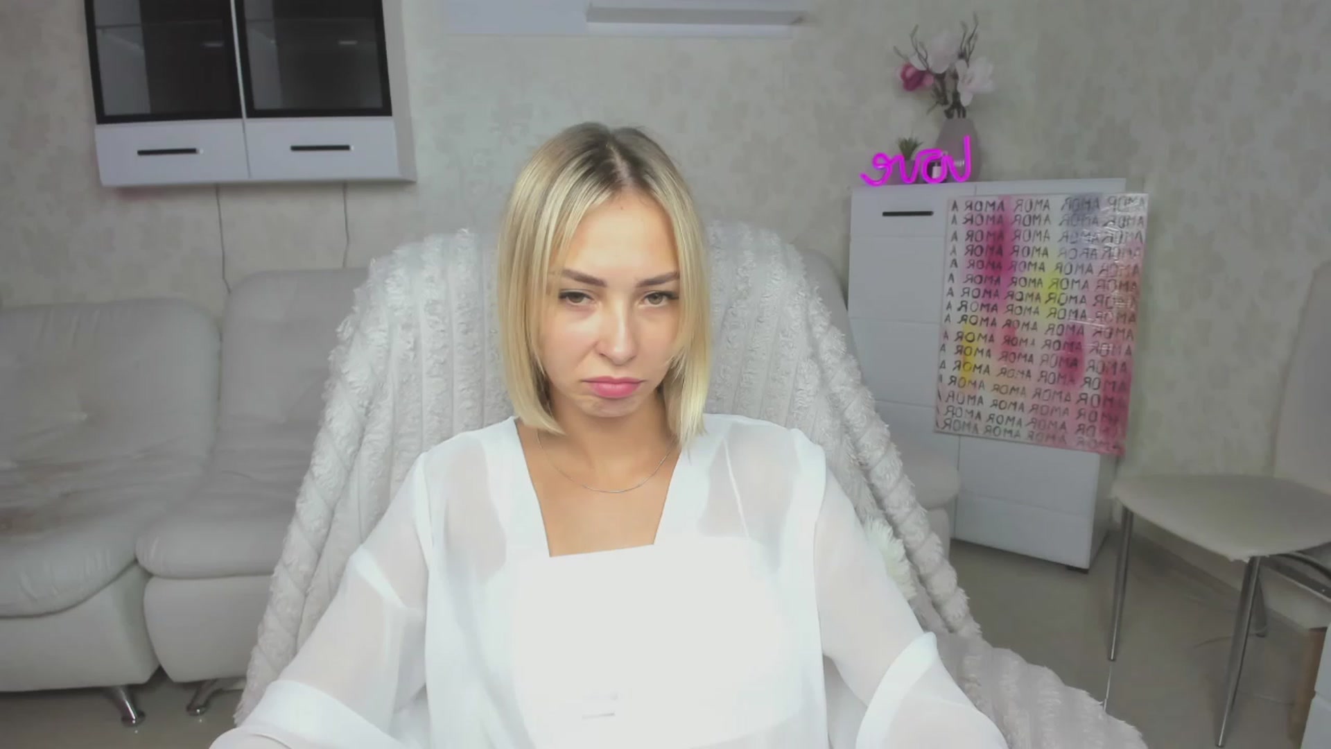 Gallery image thumbnail from Lady_lucky1's myfreecams stream on, 08/16/2023, 17:17 image 16 of 20