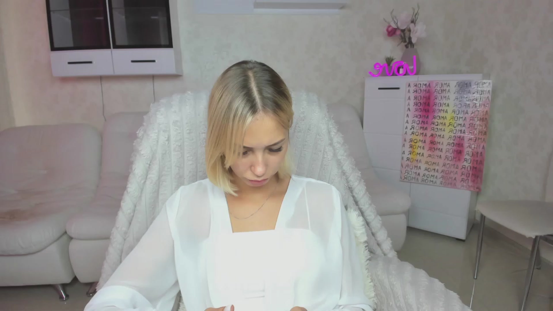 Gallery image thumbnail from Lady_lucky1's myfreecams stream on, 08/16/2023, 17:17 image 4 of 20