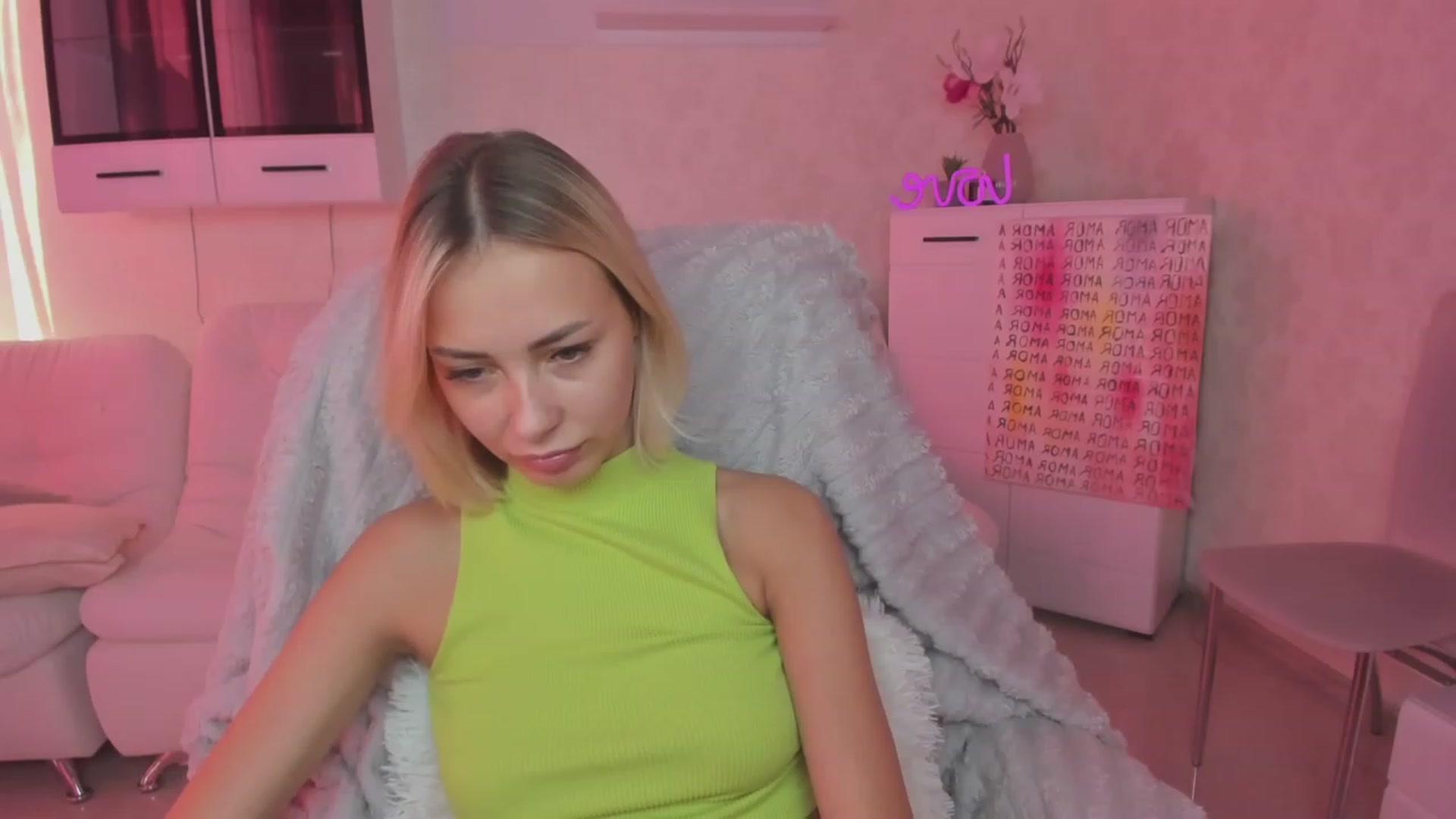 Gallery image thumbnail from Lady_lucky1's myfreecams stream on, 08/26/2023, 11:53 image 18 of 20