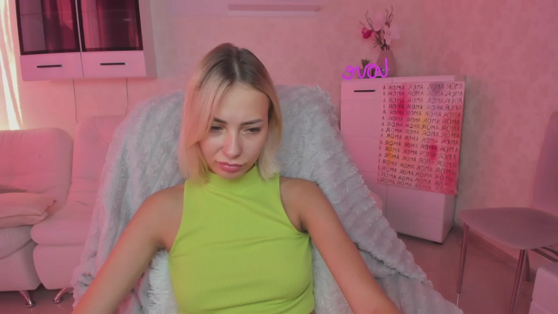 Gallery image thumbnail from Lady_lucky1's myfreecams stream on, 08/26/2023, 11:53 image 12 of 20