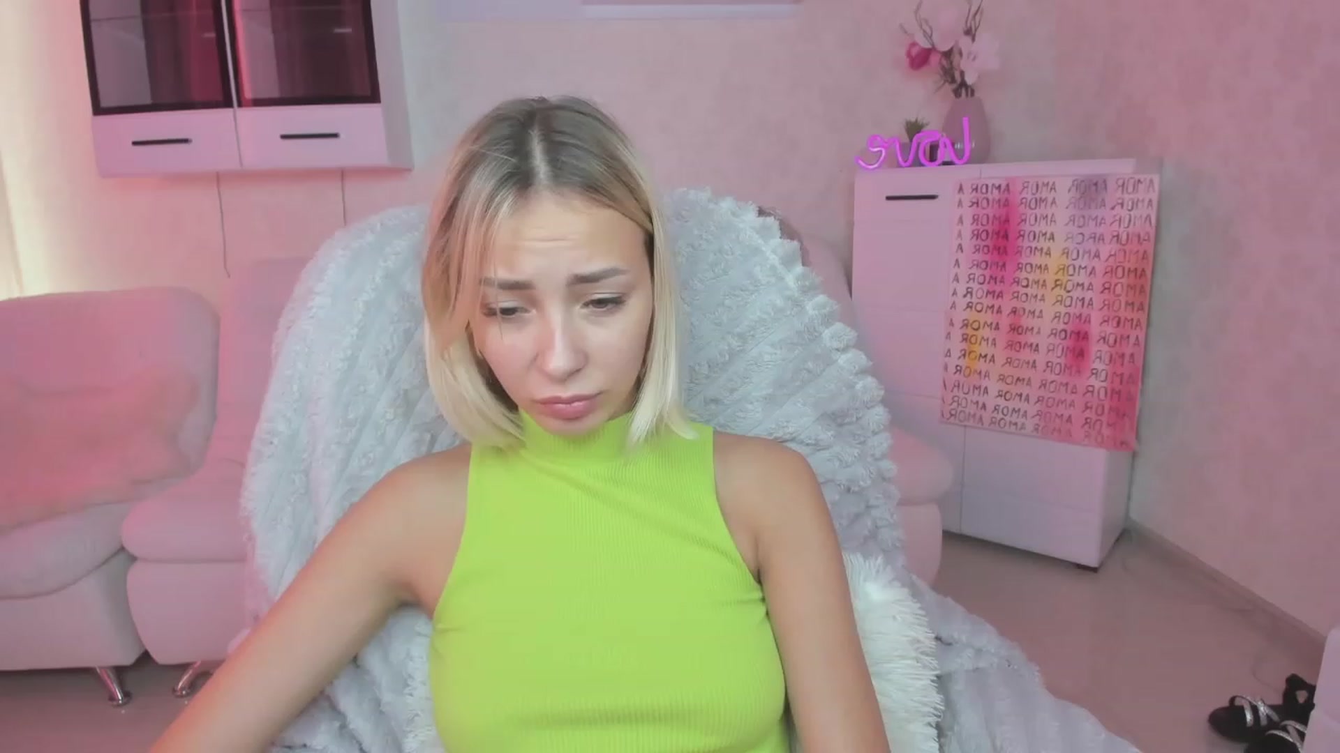 Gallery image thumbnail from Lady_lucky1's myfreecams stream on, 08/26/2023, 14:17 image 3 of 20
