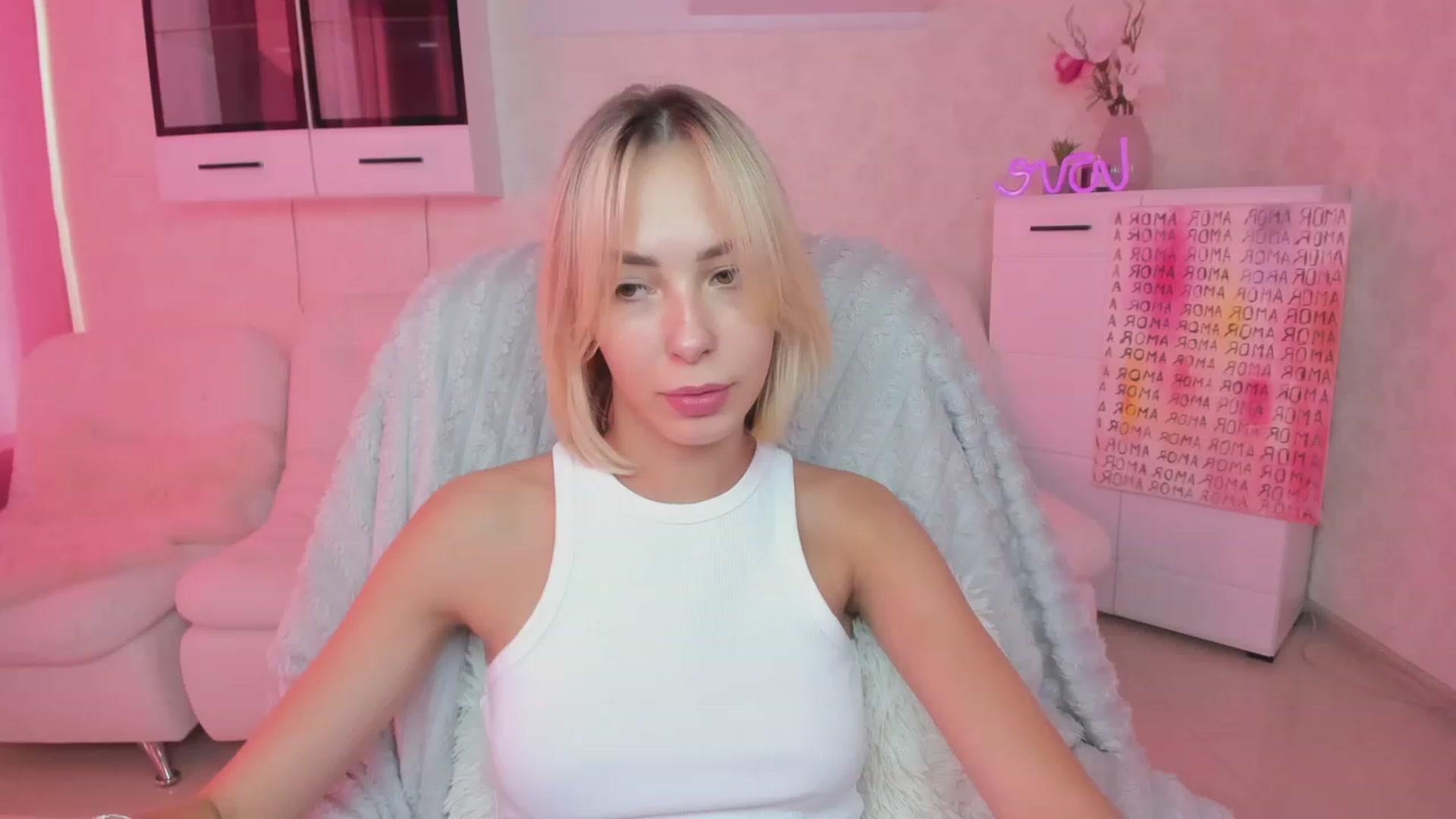 Gallery image thumbnail from Lady_lucky1's myfreecams stream on, 08/28/2023, 11:14 image 6 of 20