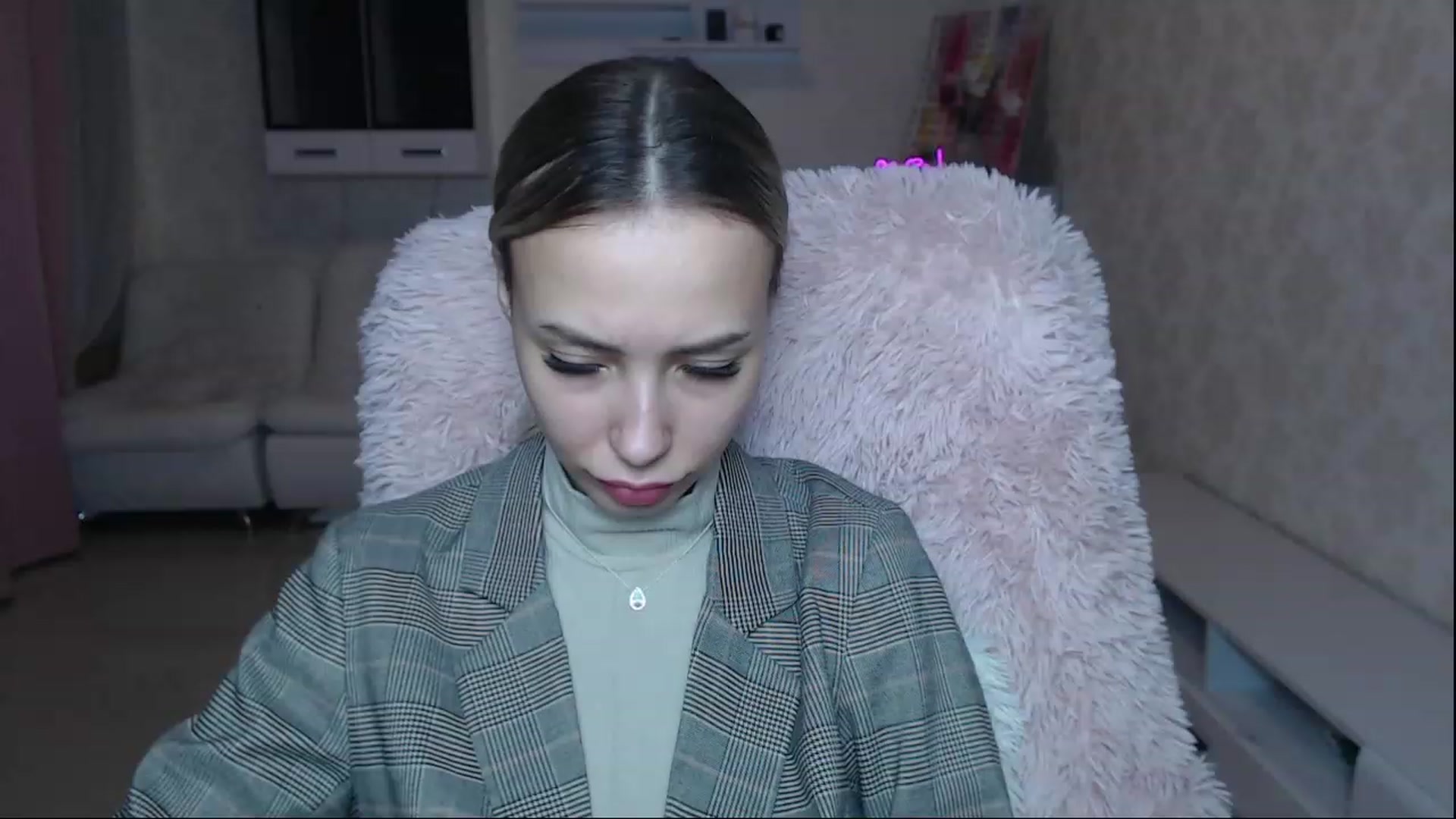 Gallery image thumbnail from Lady_lucky1's myfreecams stream on, 12/26/2023, 17:54 image 17 of 20