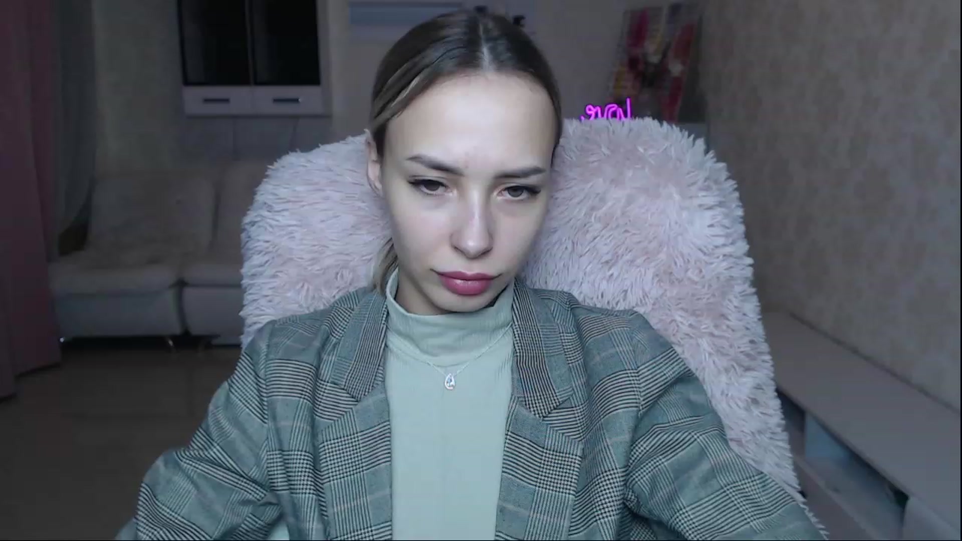 Gallery image thumbnail from Lady_lucky1's myfreecams stream on, 12/26/2023, 17:54 image 7 of 20
