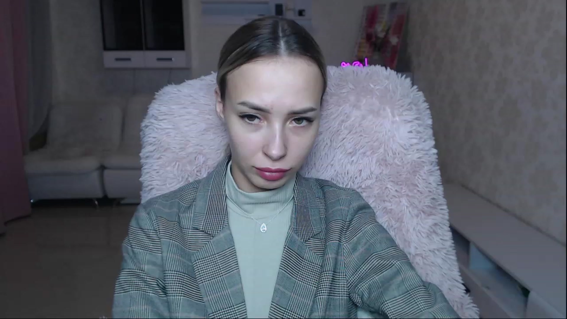 Gallery image thumbnail from Lady_lucky1's myfreecams stream on, 12/26/2023, 17:54 image 14 of 20