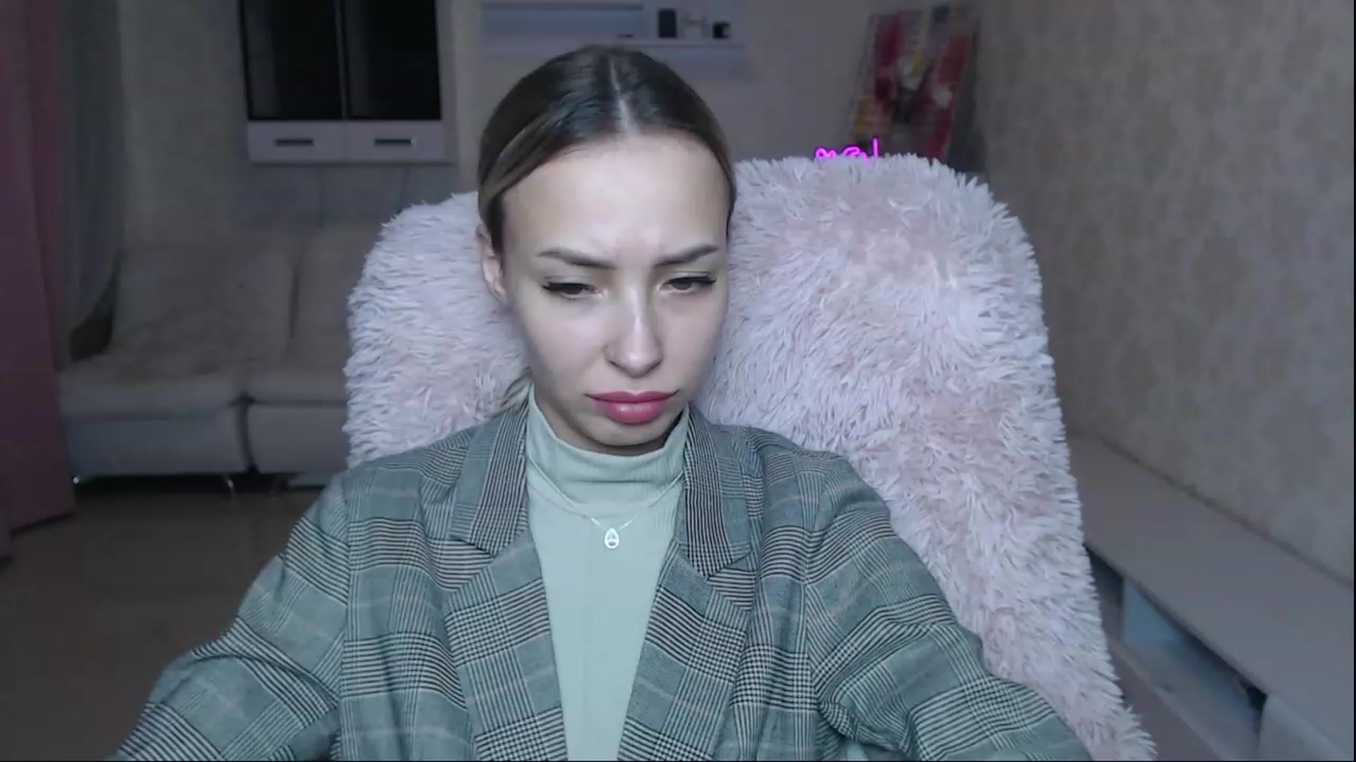 Gallery image thumbnail from Lady_lucky1's myfreecams stream on, 12/26/2023, 17:54 image 16 of 20