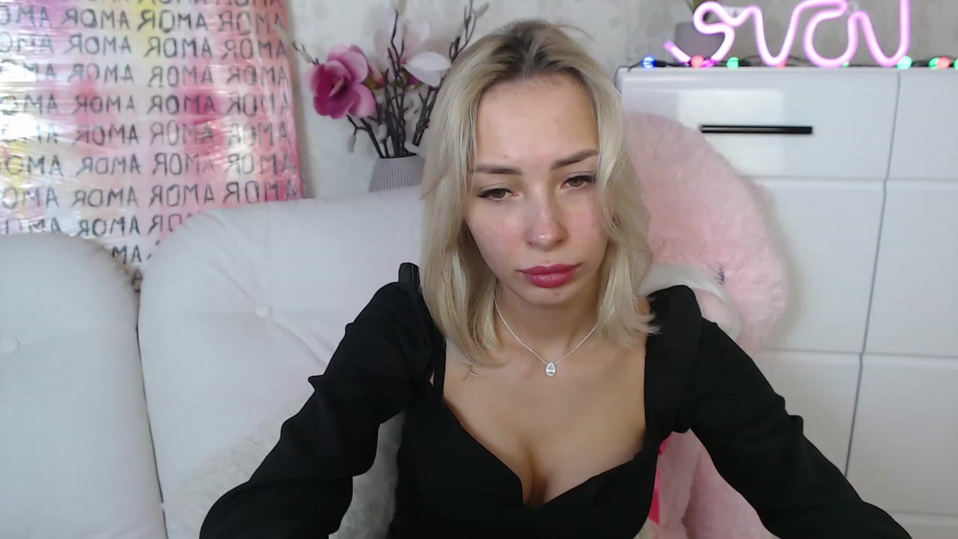 Gallery image thumbnail from Lady_lucky1's myfreecams stream on, 03/11/2024, 18:26 image 13 of 20