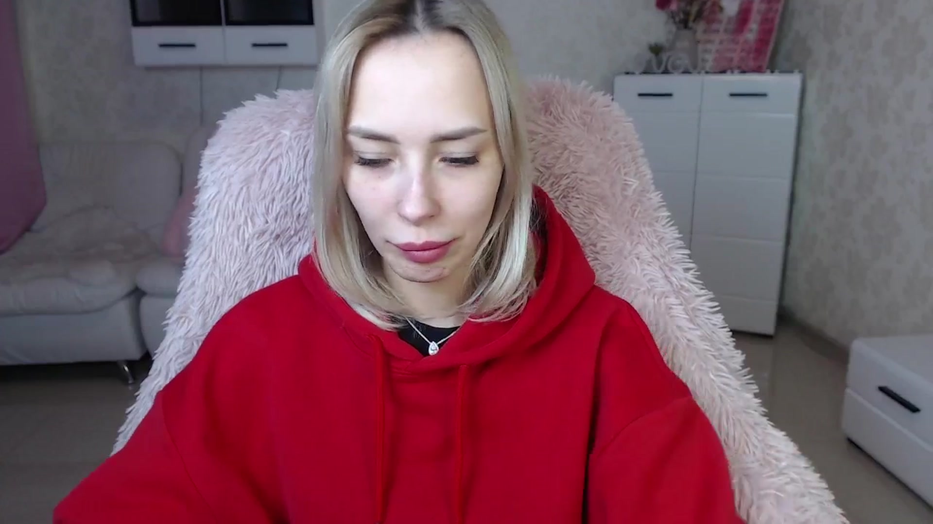 Gallery image thumbnail from Lady_lucky1's myfreecams stream on, 03/18/2024, 17:50 image 13 of 20