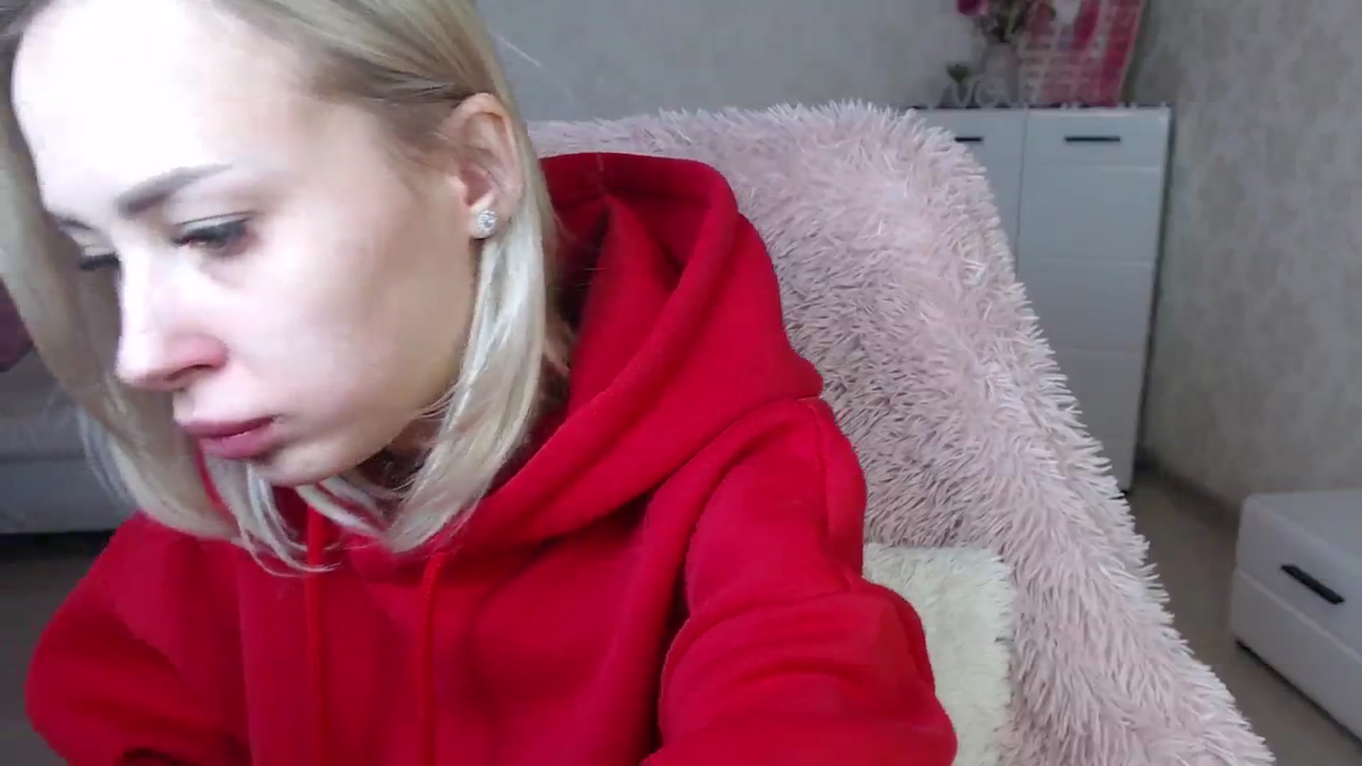 Gallery image thumbnail from Lady_lucky1's myfreecams stream on, 03/18/2024, 17:50 image 10 of 20