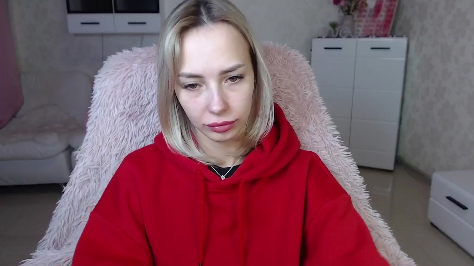 Gallery image thumbnail from Lady_lucky1's myfreecams stream on, 03/18/2024, 17:50 image 6 of 20
